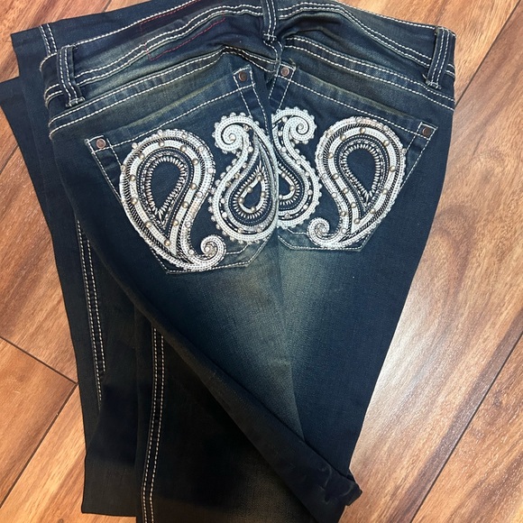 Jeans - Picture 11 of 16